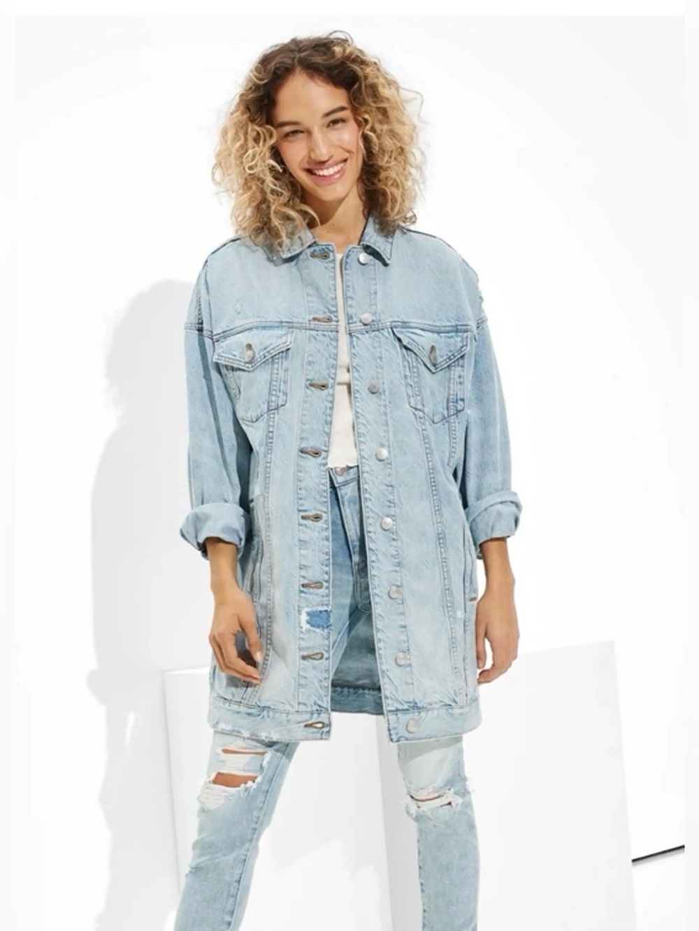 American Eagle Jacket Womens XL Denim Trucker Long Distressed